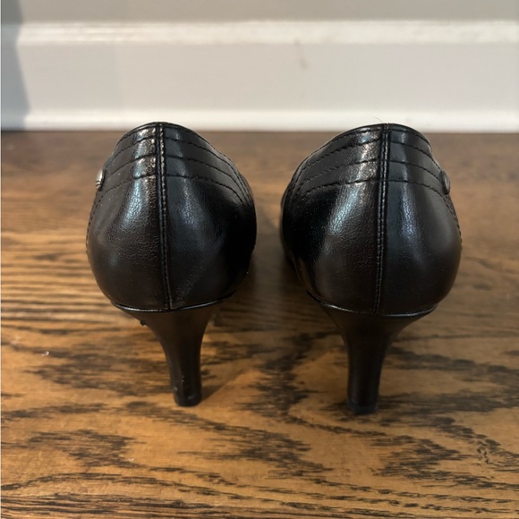 Life Stride Black Sevyn Heels - Picture 6 of 6